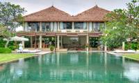 4 Zimmer Villa Shalimar Makanda in Canggu